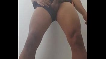 Novinho Gozando Depois Do Treino XVIDEOS