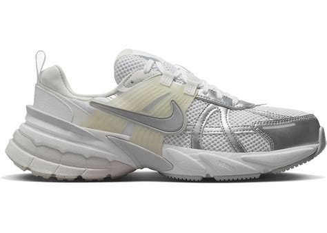 Nike V2k Run Metallic Silver White Womens Fd0736 104 Us