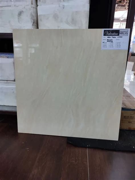 Granite Lantai 60x60 New Tura Cream Valentino Gress Kw1 Double