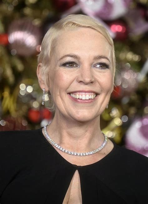 Olivia Colman Looks Unrecognisable With New Peroxide Blonde Hair Transformation