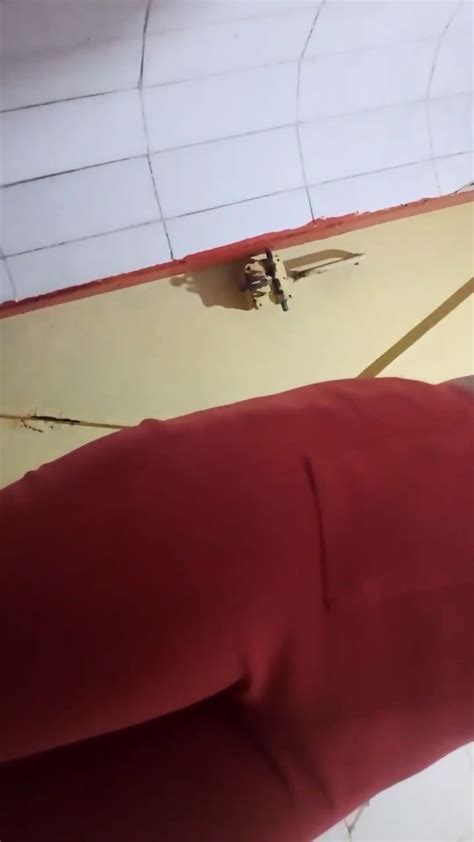 Rent Milf Woman Wife Taking Shower F Raissa Conte