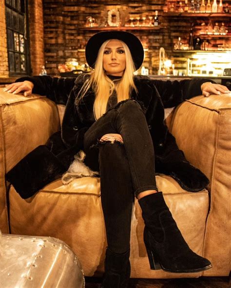 Brooke Hogan Outfits & Style Photos • CelebMafia