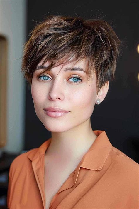 This long layered pixie cut hack gives you instant volume 37