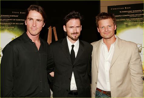 Christian Bale E Heath Ledger Christian Bale Is Unrecognizable In
