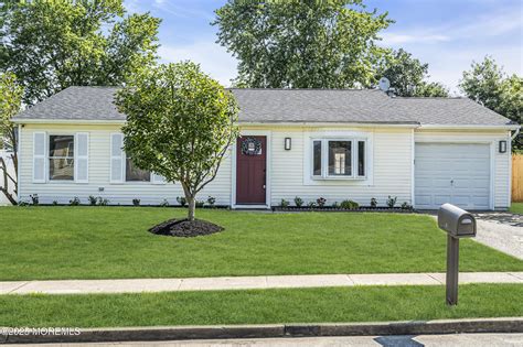 8 Mizzen Dr, Barnegat, NJ 08005 - MLS 22522060 - Coldwell Banker