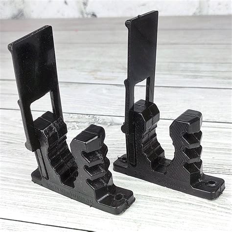 Хомут для крепления лопаты на багажник — купить по низкой цене на ...