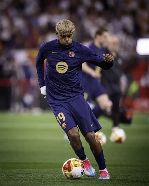 Lamine Yamal finally unveils BOLD new hair transformation ahead of Copa