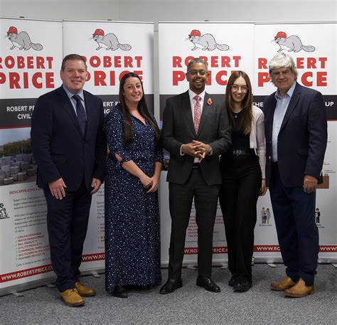 Robert Price welcomes minister to its branch - Builders Merchants