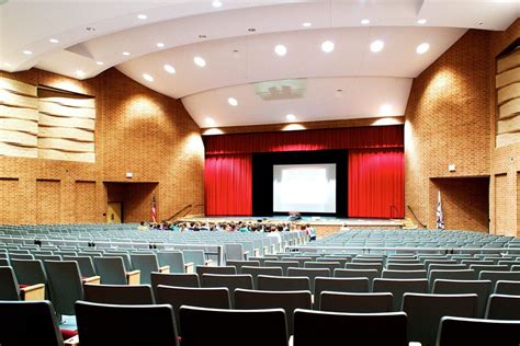 Lincoln-Way East High School in Frankfort, Illinois - DLA Architects