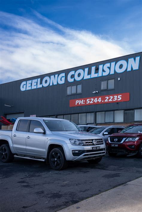 geelong collision centre panel beater smash repairs