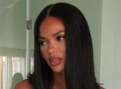 Juliana Nalu Drops Lingerie Thirst Trap Photos Giving Crazy Poses Showing Feet And Cheeks Page