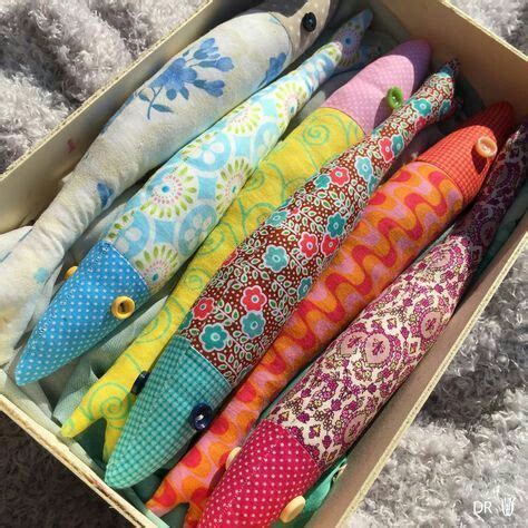 Pin de Olga Osipova em Dolls | Artesanato em tecido, Artesanato de gato ...