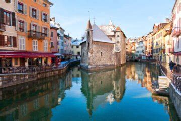 13 Magical Things to Do in Annecy in Winter [2024-2025] - Eternal Arrival