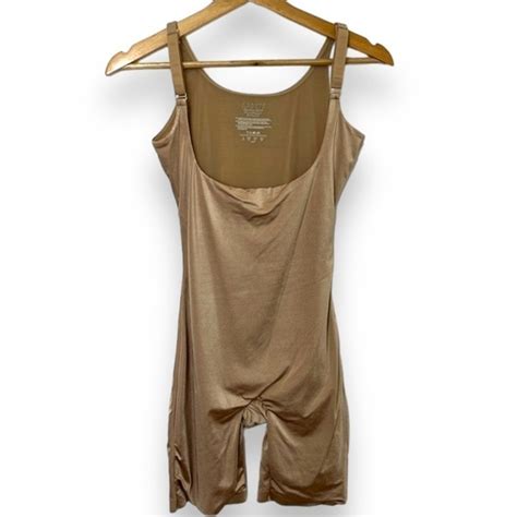 Assets By Spanx Intimates Sleepwear Assets Red Hot Label Spanx Open Bust Mid Thigh Body