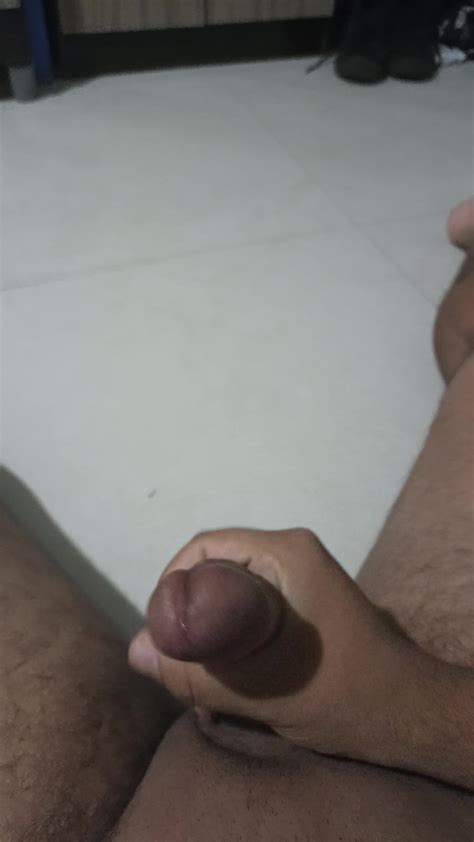 Gay Brunette Jerking Off Until He Comes Cnn Amador