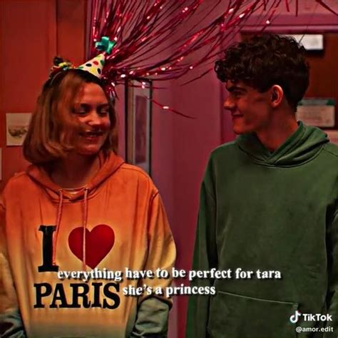 Heartstopper Edit Video Cute Relationship Photos Truth And Dare Gay Relationship