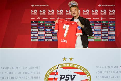 Nieuwe update over ernst blessure Noa Lang | Soccernews.nl