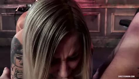 Hot Secretary Using Her Boss S Tongue Sweetfemdom Pantyhose Porn Feat Maitresse Madeline