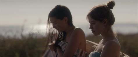 Nude video celebs Joséphine Japy nude Respire 2014