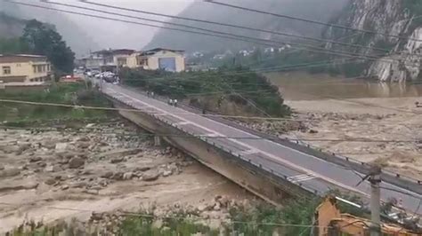 汶川突发山洪泥石流7人失联 受灾新桥村民讲述凌晨惊魂时刻村民泥石流失联新浪新闻