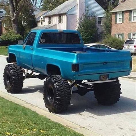 Lifted Chevy Custom Truck Square Body Cars Trucks And Motorcycles