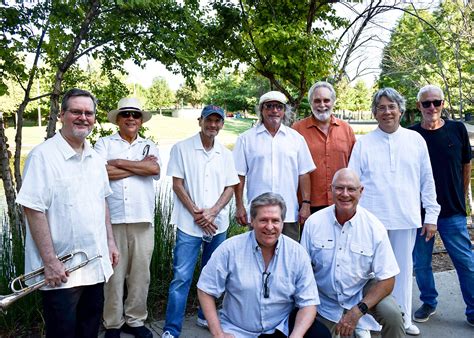 Discover Your Cosmic Destiny in the Windy City - Chicago Horoscopes Explained 3