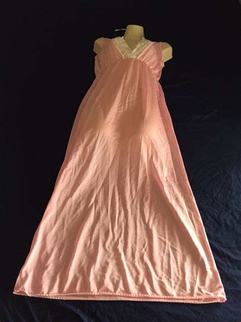 Vintage Bernette Pink Lace Peignoir Robe Nightgown Nylon Lingerie Set S EBay
