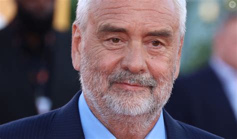 Luc Besson Apaisé Avec Sa Femme Virginie Et Leurs Enfants Le