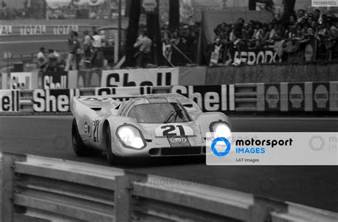 Pedro Rodriguez Leo Kinnunen J W Automotive Engineering Porsche