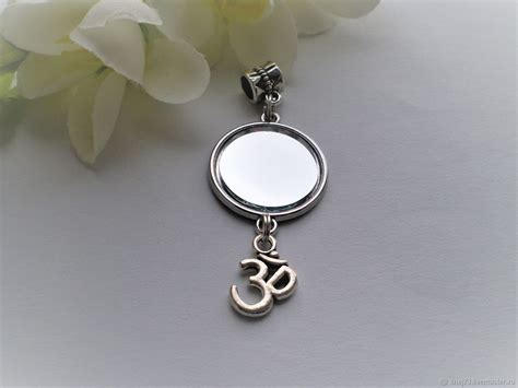 Кулон с зеркалом оберег от сглаза. Ом цвет серебро в интернет-магазине ...