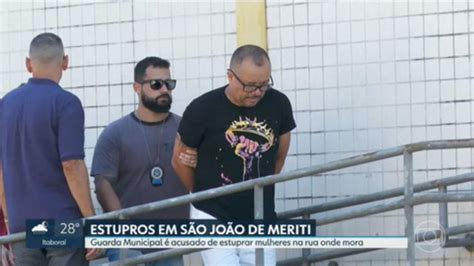 V Deo Guarda Municipal Acusado De Estuprar Mulheres Na Rua Onde Mora