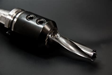 drill milling machine  photo  pixabay