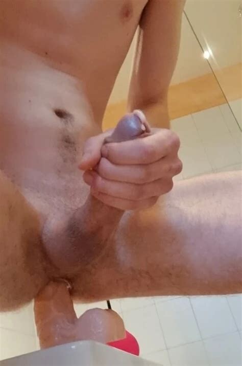 Ducha Anal Cabalgando Consolador Y Corrida XHamster