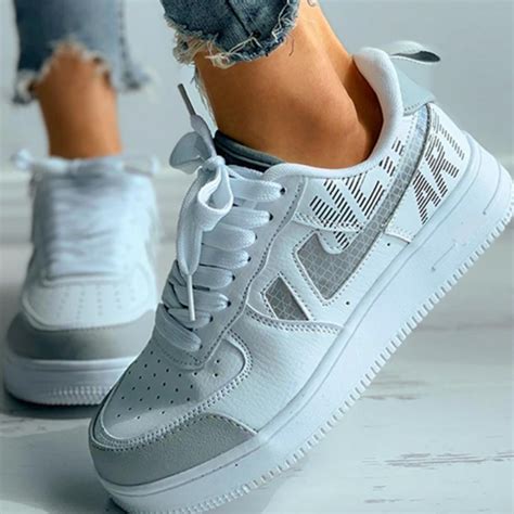 Clotilda sneakers | Millennials 2000s Limited Edition – Fashion Nora