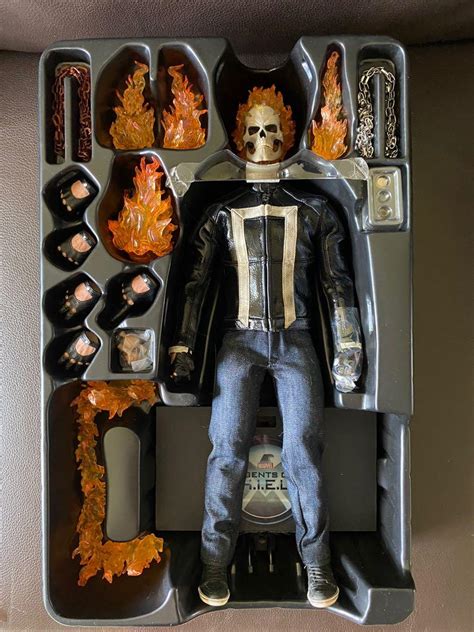Hot Toys Ghost Rider Set Hobbies Toys Toys Games On Carousell