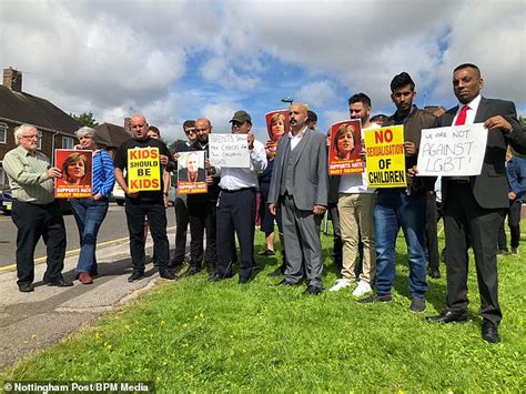 Now Protest Appears Outside Nottingham Primary School Against Sex Education And LGBT Lessons