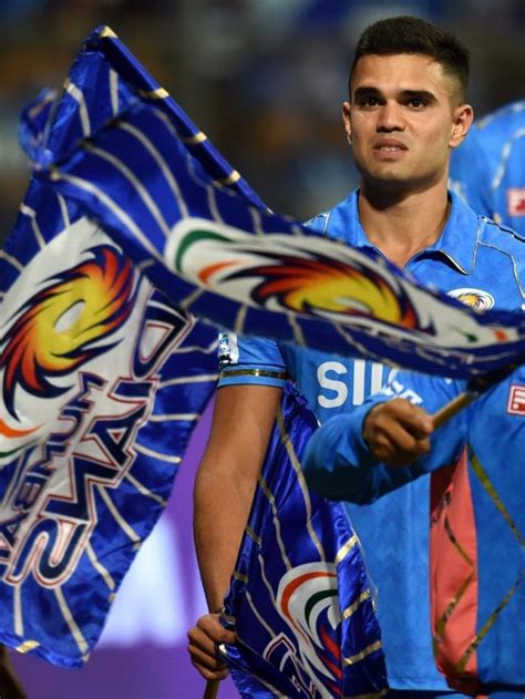 arjun tendulkar pressure   iconic surname news