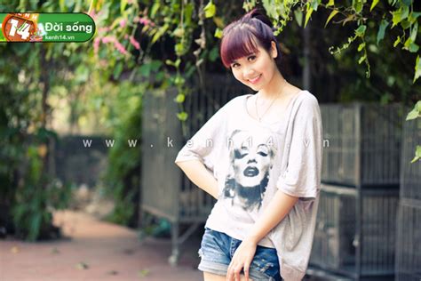 Hot girl Huyền Lizzie Mình cũng không đắt sô lắm đâu