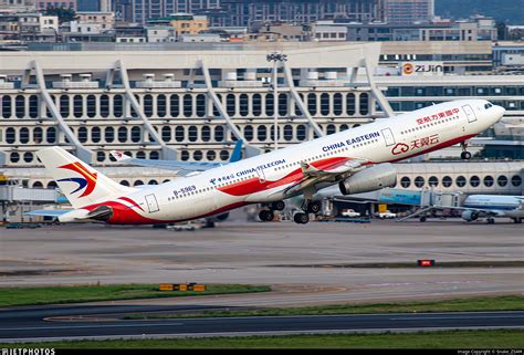 B Airbus A China Eastern Airlines Snake Zsam Jetphotos