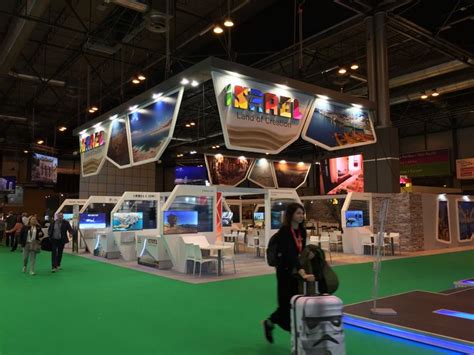 stand fitur