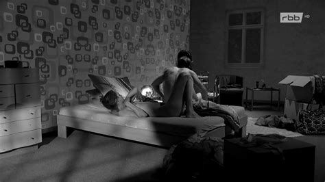 Naked Luise Heyer In Tough Love