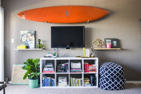 a first peek at our new apartment + apartment hunting tips — Reality