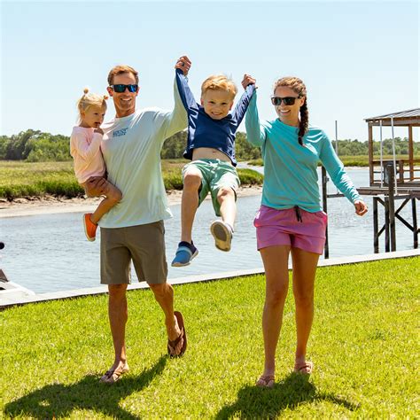 Unveiling Vapor Apparel’s Superior Sun Protection & UV-Blocking Techno