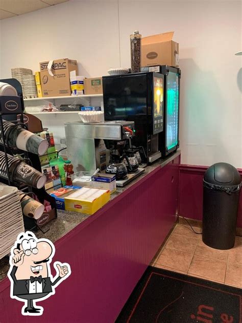 Lazio Pizzeria & Deli in East Hanover - Restaurant menu and reviews