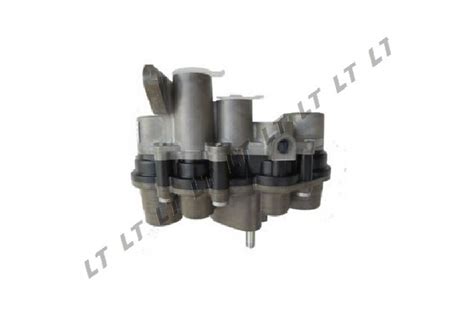 Клапан осушителя воздуха ISUZU CYZ51 1-85576-369-3 купить в Москве ...