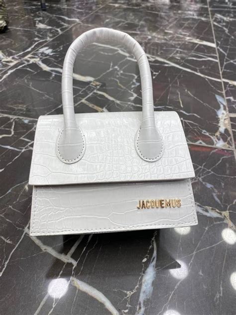 Сумка мини белая женская в стиле jacquemus сумка маленькая жакмюс кросс ...