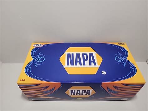 Auto World 2010 Ron Capps Napa Dsr 1 24 Scale Diecast Nhra Funny Car Ebay