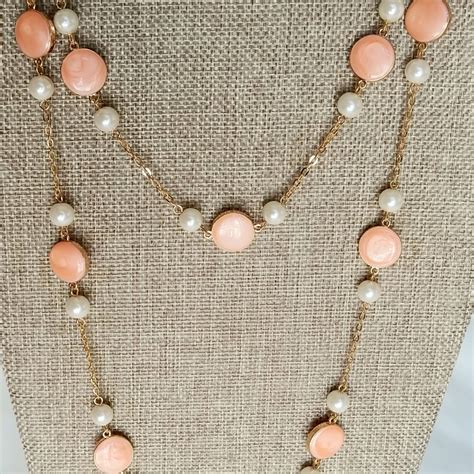 Collar Largo Con Perlas Rosa