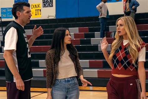 Nadie quiere esto Temporada 3: lo que sabemos sobre la serie de Netflix