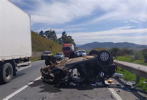 Passageiro Sem Cinto De Seguran A Morre Na Fern O Dias Em Sp Estradas